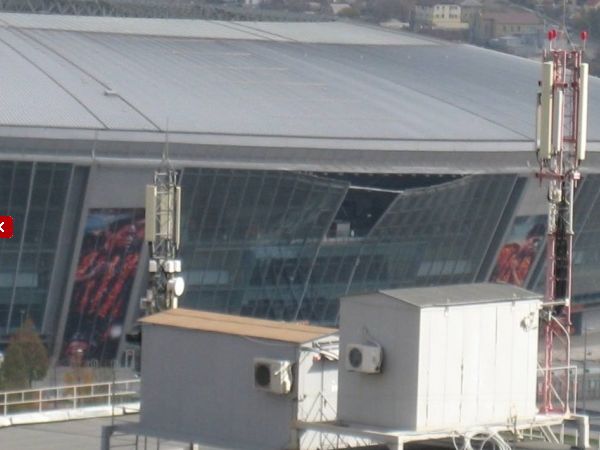 FOTO Stadionul lui Sahtior a fost BOMBARDAT din nou! Arena de 200 de milioane a lui Ahmetov devine o RUINA! _3