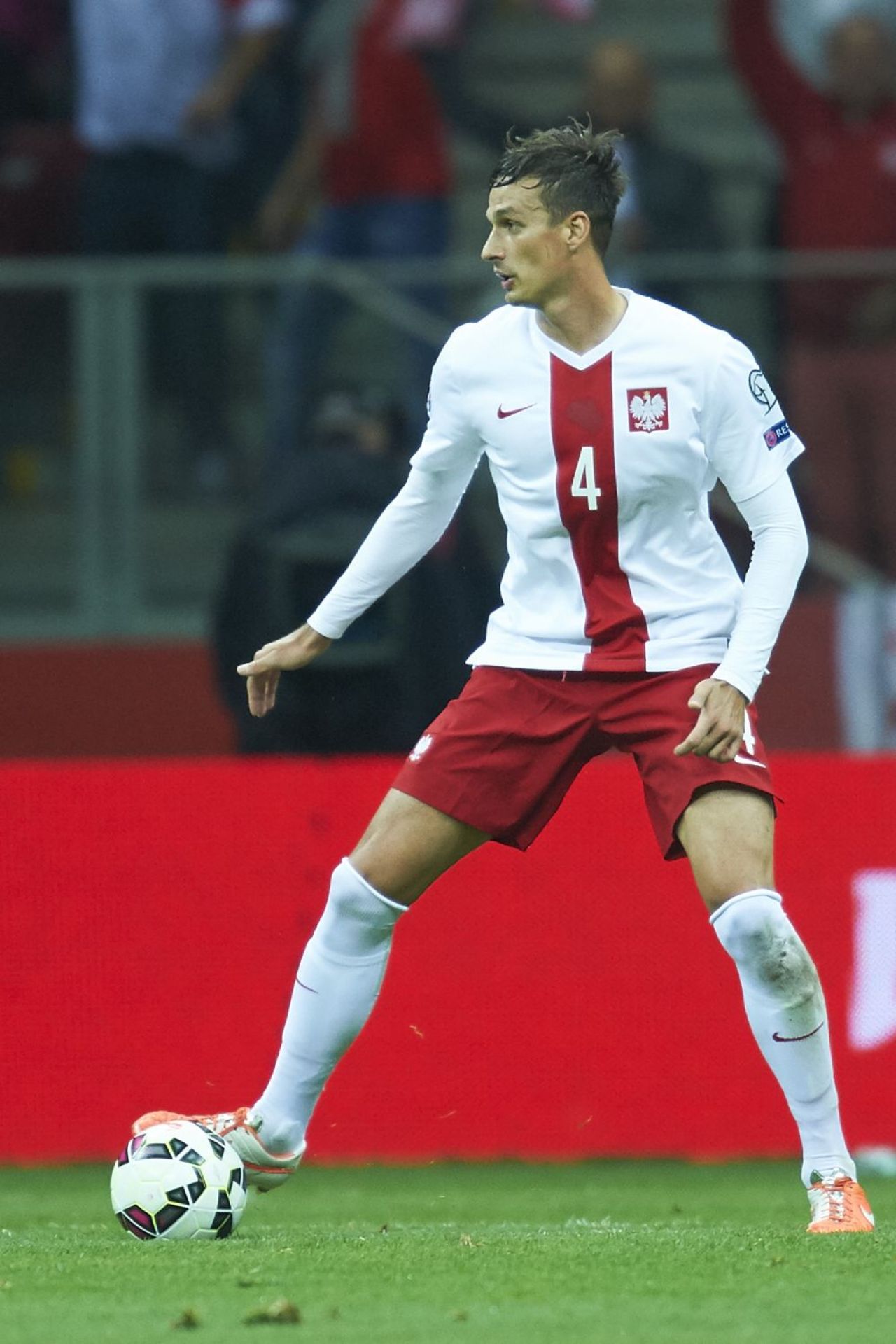 Stelistul din spatele unui miracol. Au sfidat comunismul si recesiunea, acum au bagat in criza cel mai puternic fotbal din Europa_4
