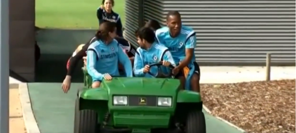 Taxi Driver SAGA! :) Diego Costa a facut din nou senzatie cu abilitatile sale de sofer, la antrenamentul lui Chelsea: VIDEO