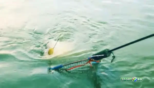 Finalistii dau drill dupa drill, Setea de Crapi e mare! Amuzament si competitie in toiul noptii pe balta! VIDEO #16