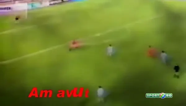 Tu, CAINE, ti-ai luat bilet la Derby? Imagini SENZATIONALE! Cornel Dinu ii cheama pe dinamovisti la meciul cu Steaua