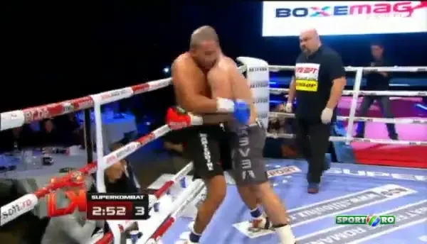 Oezdemir a castigat SUPERFIGHT-UL cu francezul Mahieddine, in gala LK "KO in ADN". VIDEO AICI