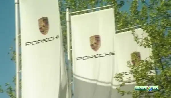 Cadou FABULOS pentru Simona Halep! A primit un bolid de peste 100.000 de euro, care atinge 300 km/h! FOTO