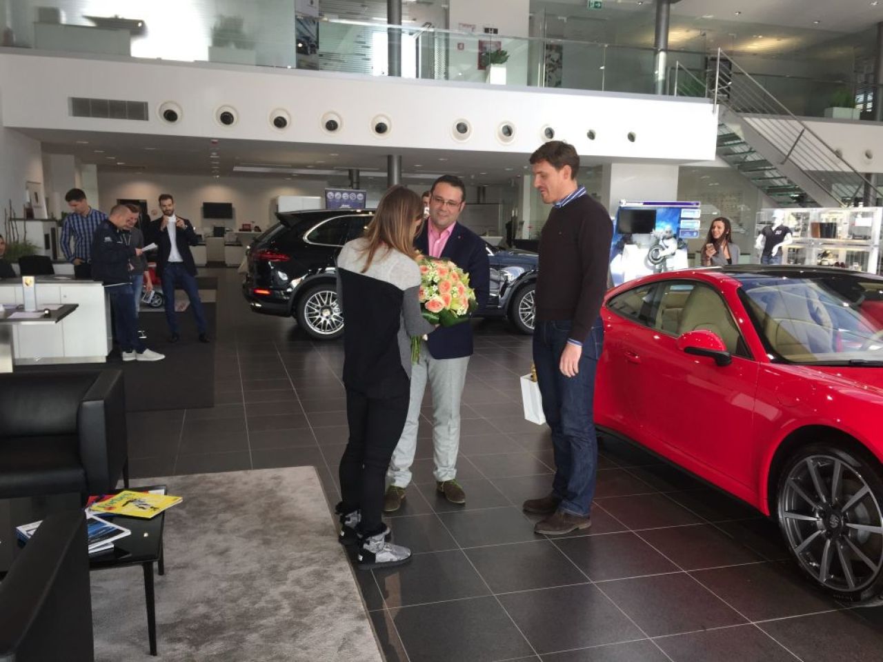Cadou FABULOS pentru Simona Halep! A primit un bolid de peste 100.000 de euro, care atinge 300 km/h! FOTO_6