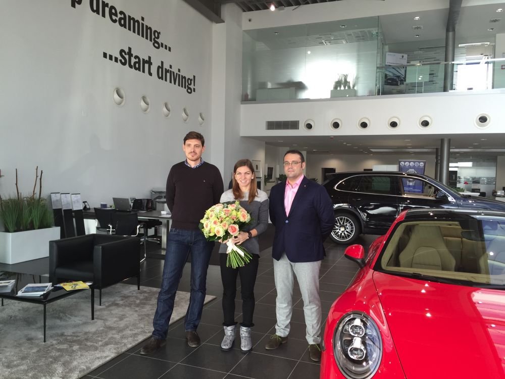 Cadou FABULOS pentru Simona Halep! A primit un bolid de peste 100.000 de euro, care atinge 300 km/h! FOTO_7