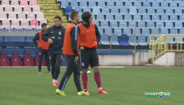 Kese, baga-te, ma! Keseee! Aparitia cu care varful Stelei si-a uimit colegii la antrenament! Cum a intrat pe teren! VIDEO