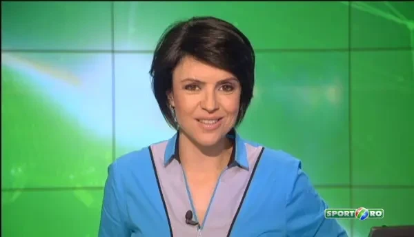 10.000 de oameni au patruns pe terenul de fotbal la Stockholm. S-au bucurat pentru promovarea echipei! VIDEO