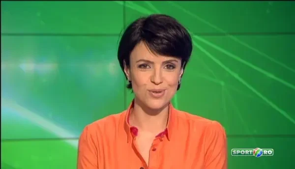 "Favoritos... ques..." :)) Galca 'a uitat' limba romana la conferinta de presa! Imagini de senzatie! VIDEO