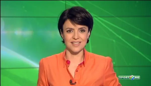 Nu stie sa vorbeasca, dar cand e la volan, se simte regele soselelor. Un copil de 3 ani face senzatie la jocurile cu masini de pe calculator.