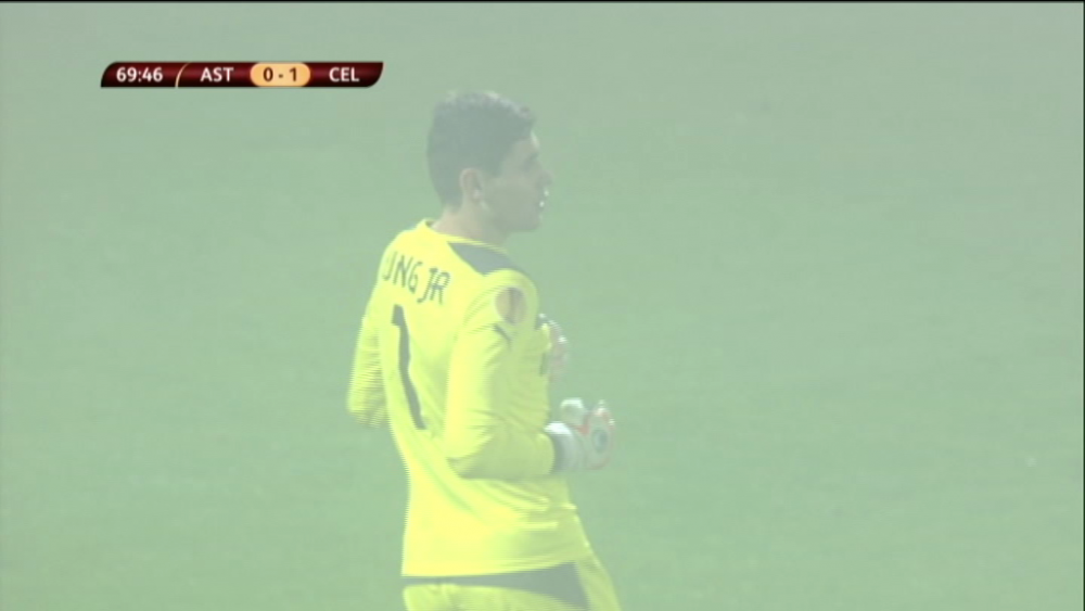 Faza de senzatie la Astra - Celtic! Lung Jr a facut show fata in fata cu un adversar. Cum l-a driblat. VIDEO