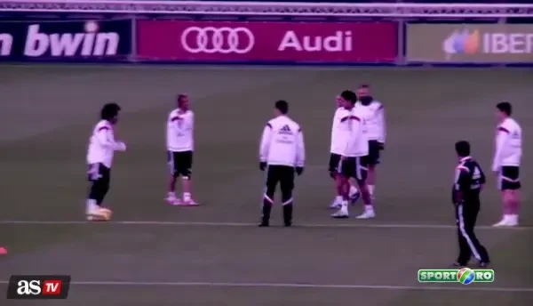 Momentul pe care toti fanii il asteptau de 8 LUNI. Aparitie INCENDIARA la ultimul antrenament al lui Real Madrid! VIDEO