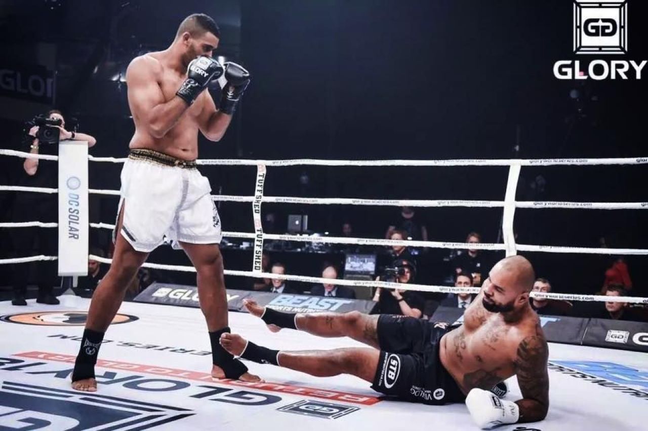 ACUM pe Sport.ro: Gala GLORY in care Benny Adegbuyi se bate cu Hesdy Gerges!_3