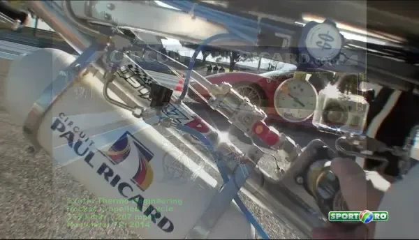 Ce nebunie! El e biciclistul care intrece orice Ferrari! :) Si-a pus reactie si merge cu 333 km/h! VIDEO