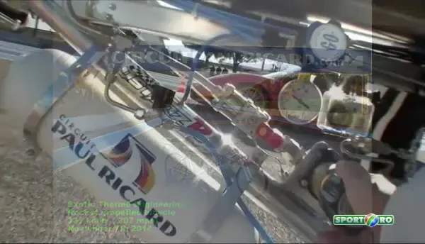 Bicicleta mai RAPIDA decat un Ferrari pe pista! A atins 333 km/h in cateva secunde. VIDEO