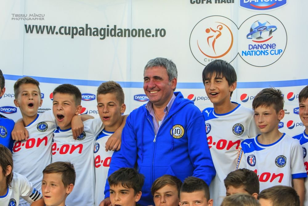 Pustii lui Hagi au ajuns la MONDIALUL din Brazilia! Cu cine vor juca in grupe si cine e SUPER VEDETA Romaniei_3