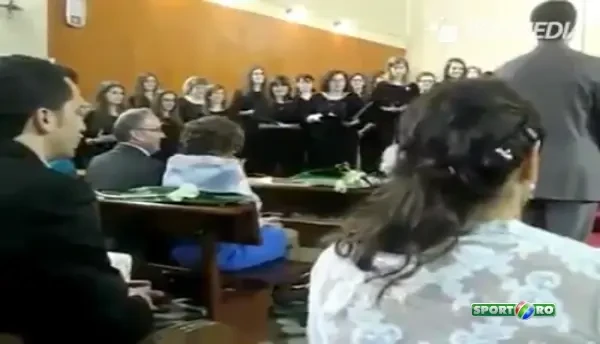 Cel mai ORIGINAL mire din lume: a cerut imnul Champions League la propria nunta! VIDEO