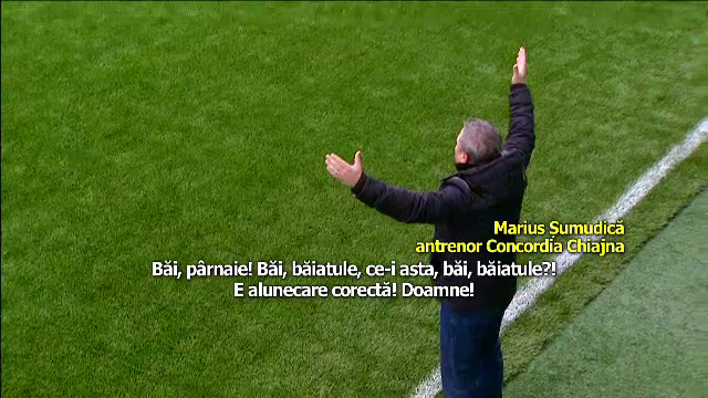 VIDEO SENZATIONAL! Sumudica si-a iesit din minti la marginea terenului: Baaa, parnaie! M-ai nenorocit! De la ce a plecat totul