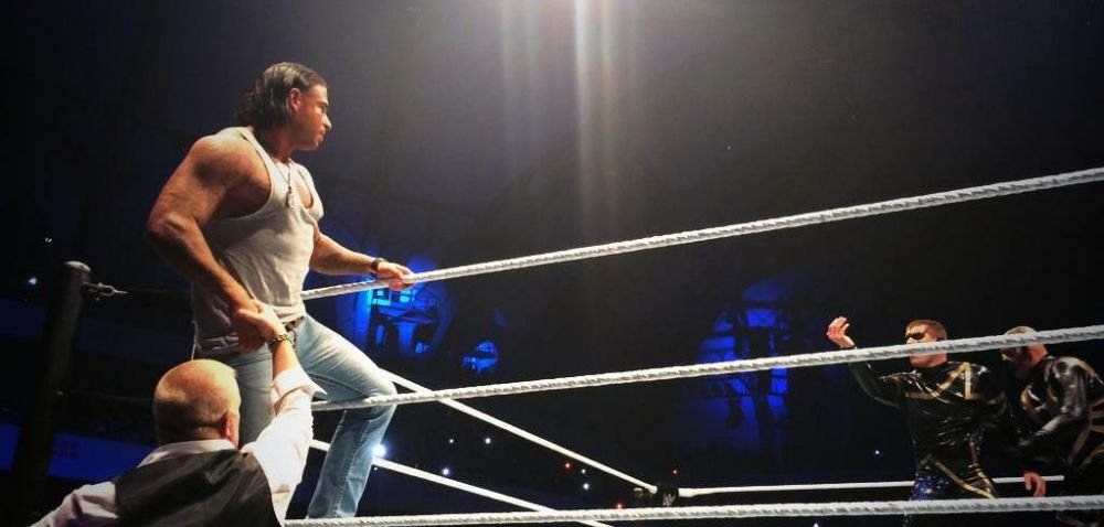 Tim Wiese s-a facut cat un MONSTRU si a intrat in WWE! Scenele senzationale cu portarul german in ringul de wrestling. VIDEO_3