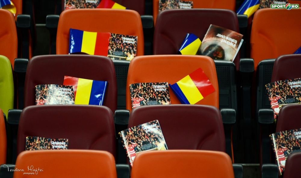 GALERIE FOTO: 100 de imagini superbe surprinse aseara pe National Arena in super show-ul 