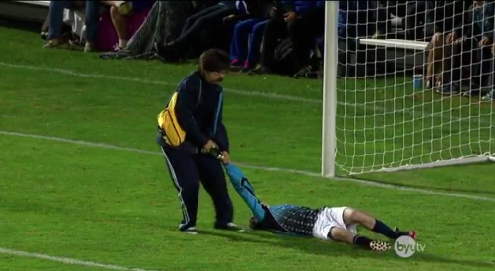 Cele mai tari lovituri de departajare din istoria fotbalului! Un portar apara 5 penalty-uri cu FATA :)) VIDEO