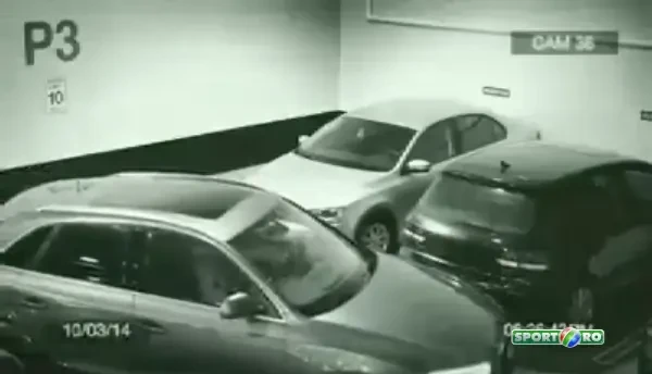 Faza INCREDIBILA in parcare! Ce s-a intamplat cand un barbat a venit cu SUV-ul acasa si nu avea loc! VIDEO