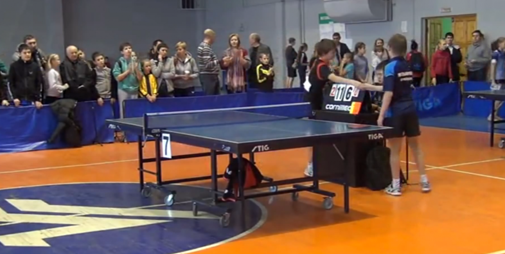 Gest incredibil al acestui pusti dupa ce a pierdut meciul la tenis de masa! Ce i-a facut arbitrului