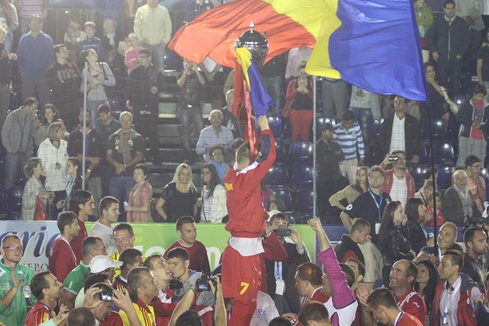 Minifotbalul care te face mare! Romania vrea iar sa faca istorie la EURO: vezi programul LIVE la Sport.ro!