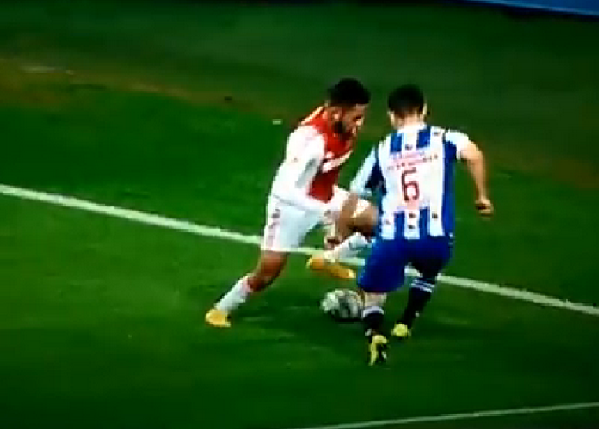 Cel mai tare dribling al saptamanii! Un nou pusti minune de la Ajax a reusit o faza GENIALA! VIDEO