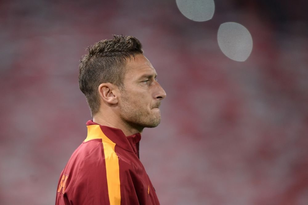 RECORD pentru un idol apreciat de milioane de oameni! Ce viteza a avut sutul lui TOTTI, magicianul celor de la AS Roma! VIDEO_6