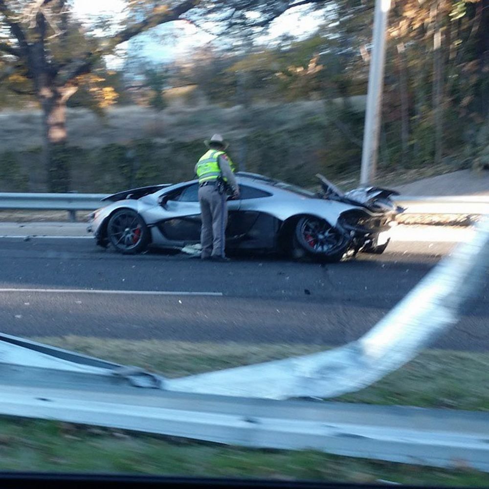 Ghinion INCREDIBIL! Si-a facut PRAF masina de 1 milion de euro, la o ZI dupa ce a cumparat-o. Cum arata acum. FOTO_4