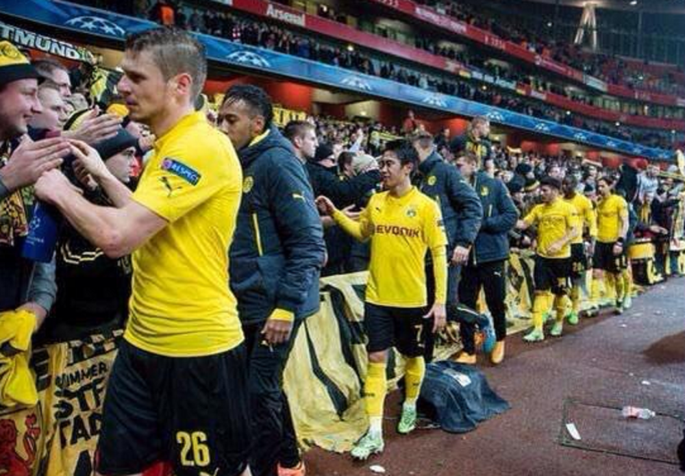 Gest URIAS al jucatorilor lui Dortmund dupa ce au pierdut cu Arsenal in Liga! Ce au facut in fata fanilor