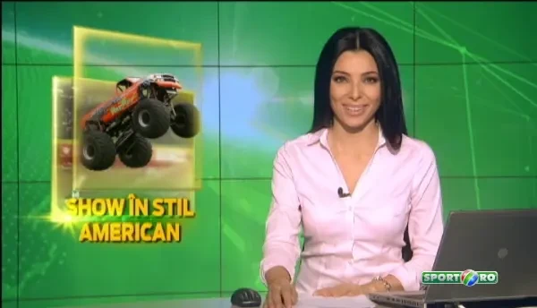 VIDEO FABULOS. Cum arata primul excavator de curse din lume si ce viteza prinde