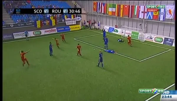 ROMANIA 3-2 ROMANIA. Chivu marcheaza in minutul 31