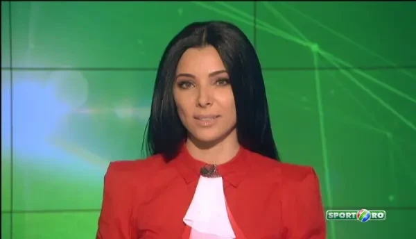 Gigantului de 2 metri i-a venit sa planga! Imagini emotionante de la botezul fetitei handbalistului Stamate