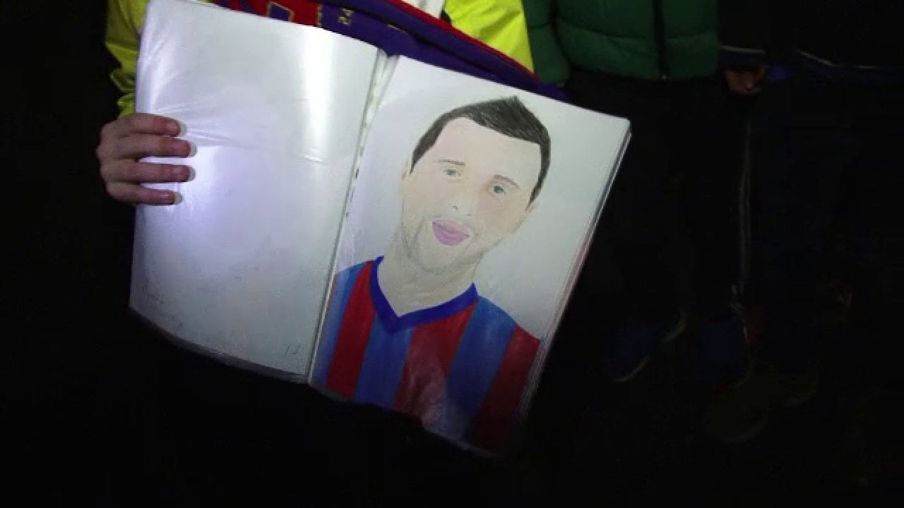 Surpriza uriasa pentru stelisti inaintea meciului cu Botosani. Cum s-au intalnit cu Gigi la hotel :) Cadoul primit de jucatori_7