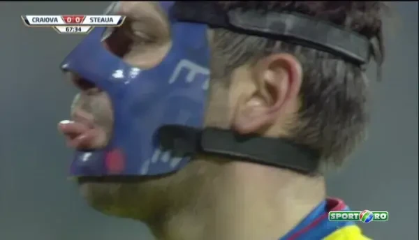 CRAIOVA 0-1 STEAUA. Raul Rusescu deschide scorul pe Ion Oblemenco