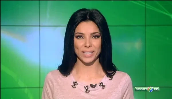 Oltenii au umplut stadionul si au cantat ka pe vremuri imnul Craiovei. Fiul lui Adrian Paunescu, si Gica Craioveanu au dat tonul !