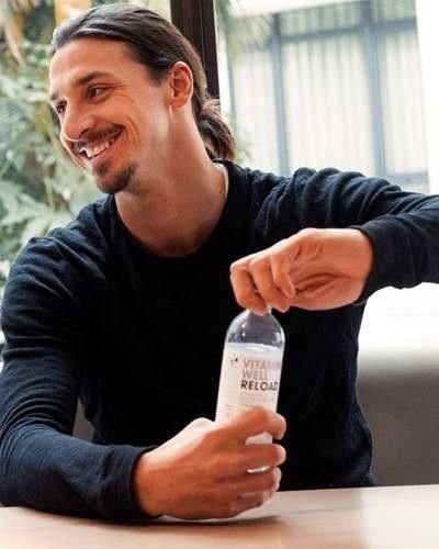 Averea fabuloasa stransa de Ibrahimovic din fotbal, masini si VITAMINE. Noua lovitura de imagine data de starul lui PSG_3