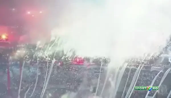 FABULOS! Atmosfera incendiara a fanilor lui River in cel mai important meci din ultimii 17 ani! Cum s-a aprins toata arena. VIDEO