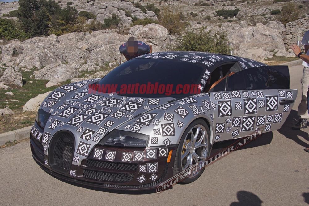 FABULOS! Asta e inlocuitorul Veyron. Bugatti sparge dn nou toate recordurile de viteza. Cum arata noua BESTIE SF_2