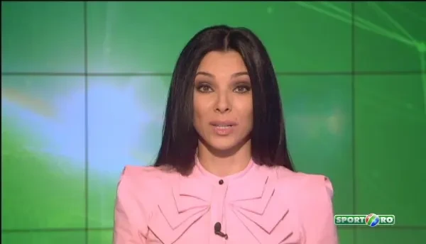 Tenisul profesionist e in vacanta de iarna. Amatorii joaca tenis pe gheata! :) VIDEO