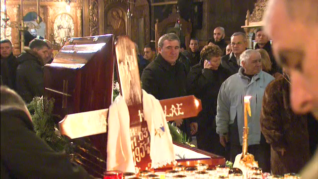 FOTO DOLIU in fotbalul romanesc! ADIO, Nae Manea! Peste 200 de persoane si-au luat adio de la legenda Rapidului!_2