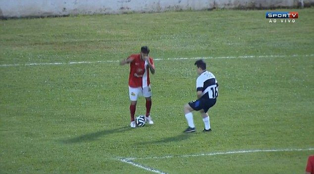 NEYMAGIC | Brazilianul Barcelonei, dribling fenomenal si gol superb intr-un meci disputat in tara natala: VIDEO_2