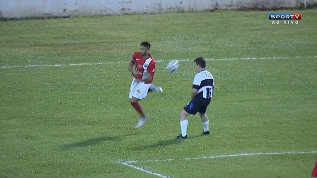 NEYMAGIC | Brazilianul Barcelonei, dribling fenomenal si gol superb intr-un meci disputat in tara natala: VIDEO_3