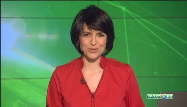 Keseru, Van Damme al Stelei! Vrea sa faca SPAGATUL intre doua autocare la petrecerea de titlu. :) VIDEO