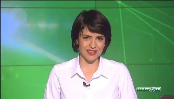 Valahu a rupt masa de Craciun...masa de skandenberg! :) Cum arata cel mai musculos "Mos" din Romania | VIDEO