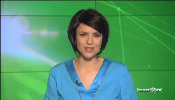 CRIMINAL! Colosul din Rusia care face genoflexiuni cu haltera de 310 kg FARA ajutorul mainilor. VIDEO