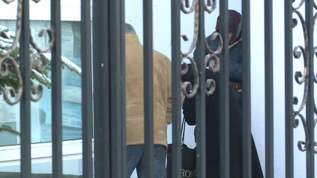 GIGI E ACASA! Masuri de securitate EXTREME la casa din Pipera! E incredibil ce hotarare a luat patronul Stelei. Vezi imagini_7