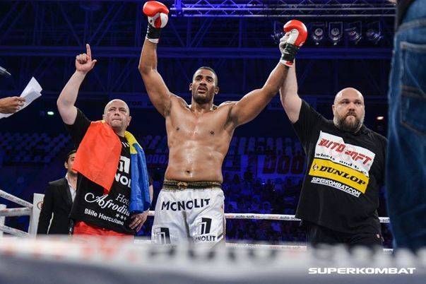 8 meciuri pe care toti romanii asteapta sa le vada in 2015: Ciocan vs Klitschko, Lungu vs Kimbo, Bute vs Kessler! Vezi toata lista_10