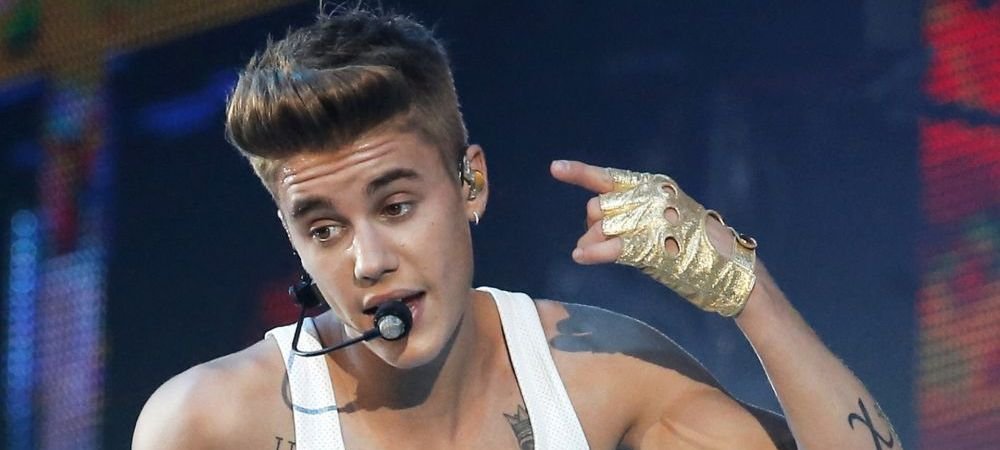 ATENTIE, vine blestemul! Bieber tine cu un club din Premier League! Acum fanii se tem de tot ce e mai RAU! FOTO